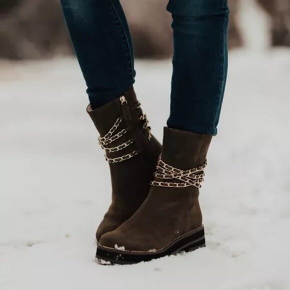 NEW CECELIA NEW YORK Chocolate Suede Misunderstood Chain Boots Chocolate 864tn - Picture 9 of 9